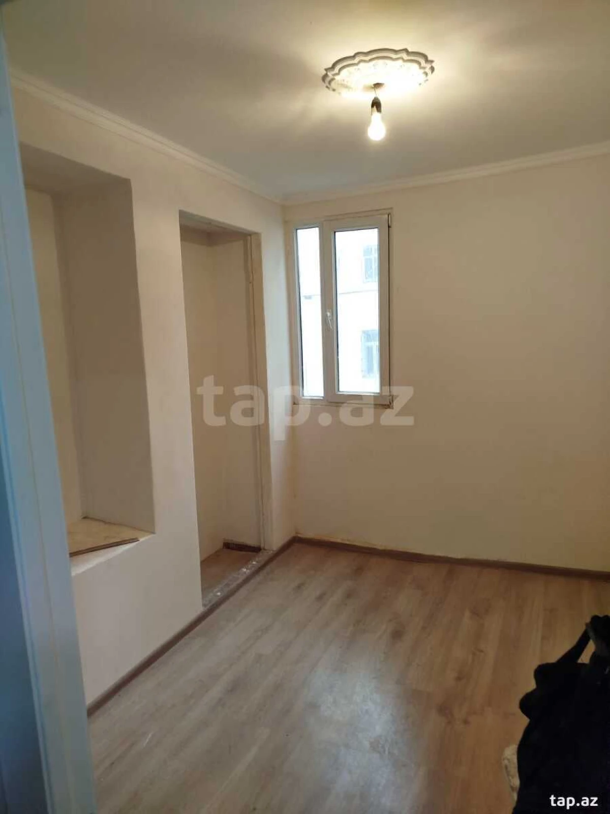 Satılır 3 otaqlı mənzil 45 m²