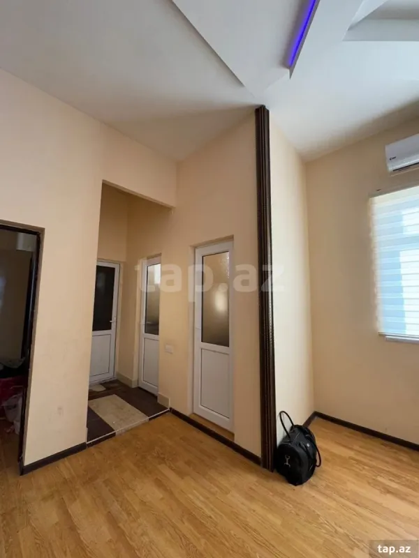 Satılır 7 otaqlı həyət evi 320 m²