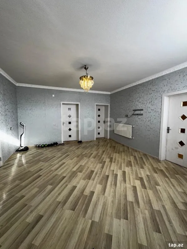 Satılır 7 otaqlı həyət evi 320 m²