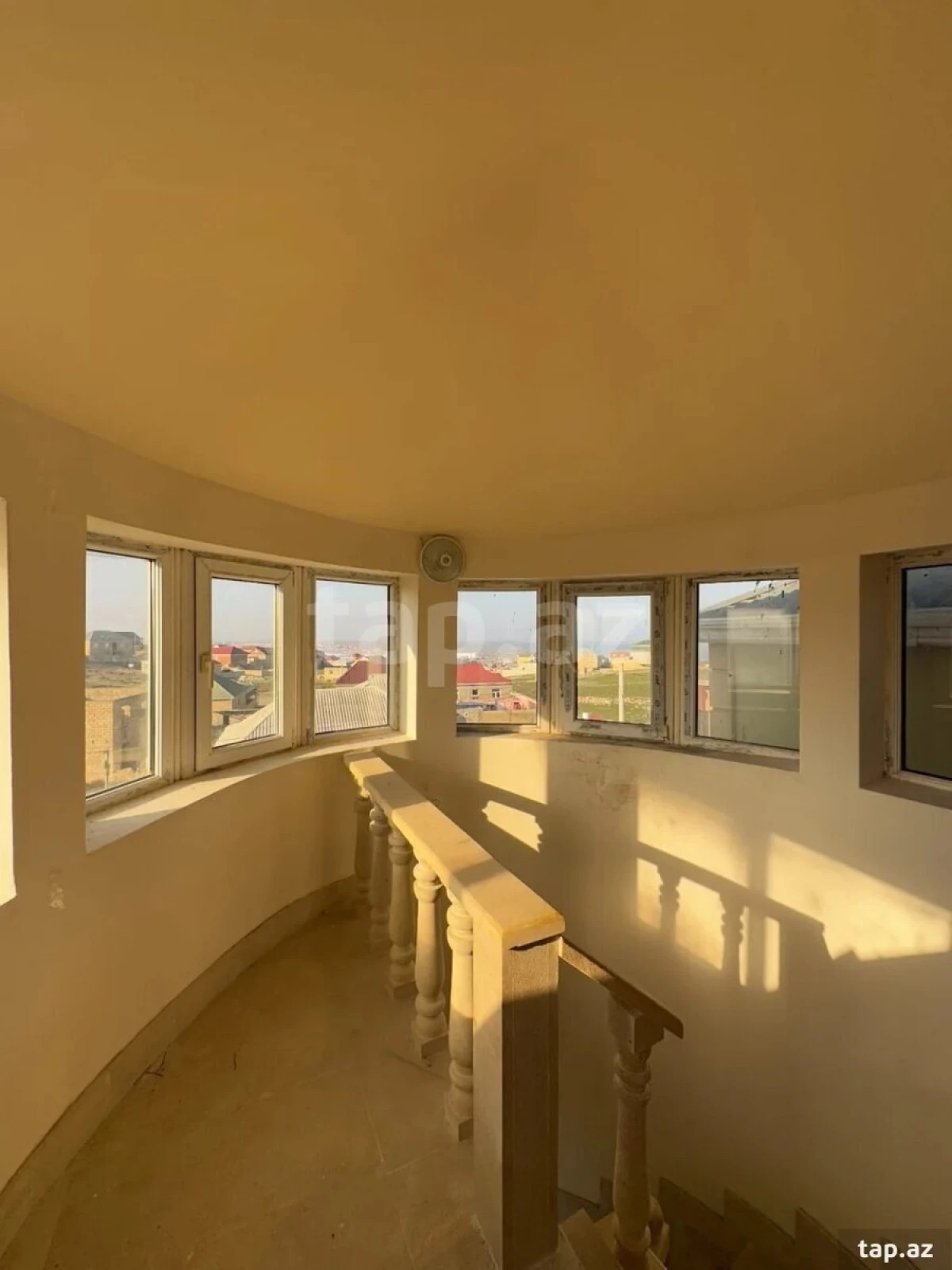 Satılır 7 otaqlı həyət evi 320 m²