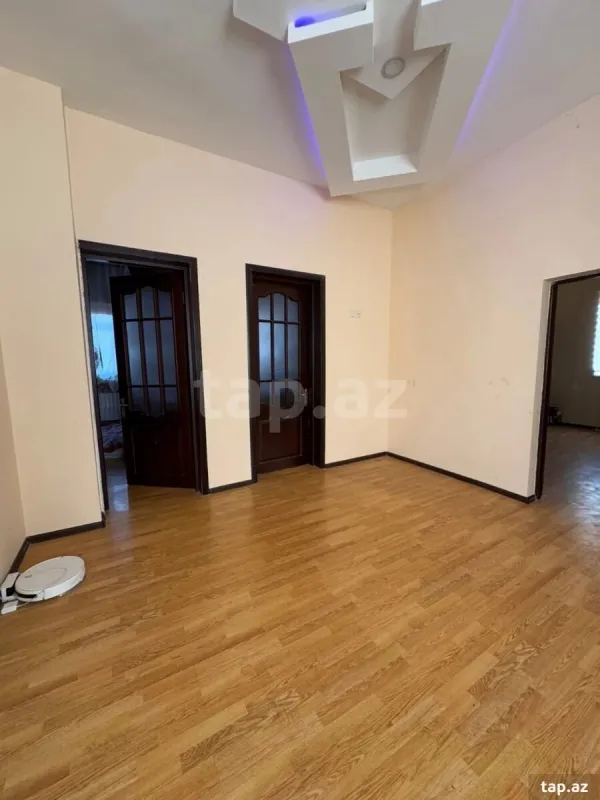 Satılır 7 otaqlı həyət evi 320 m²