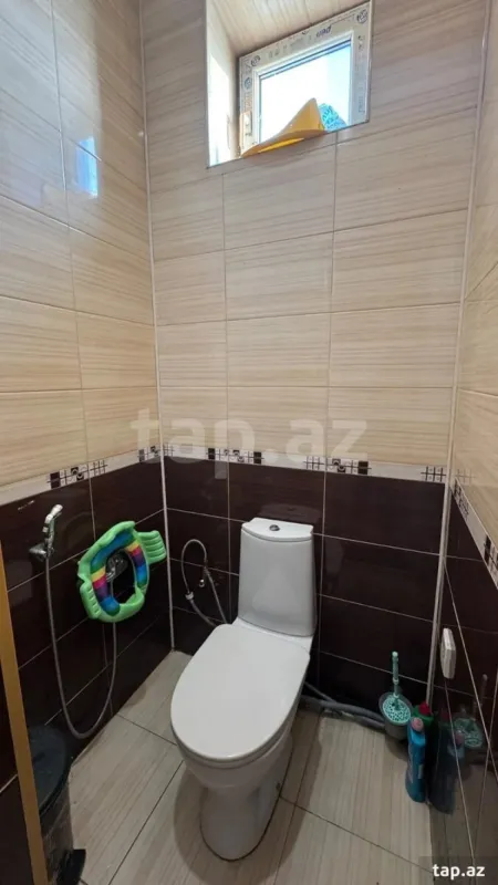 Satılır 7 otaqlı həyət evi 320 m²