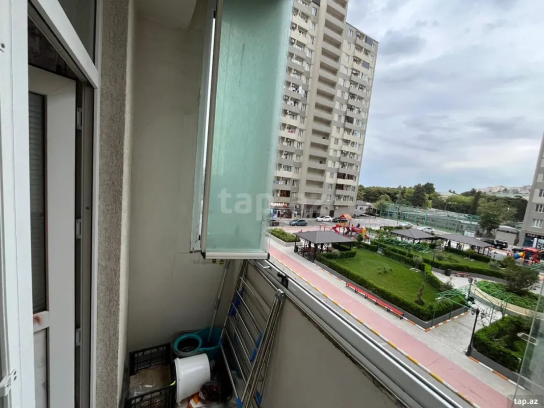 Kirayə verilir 2 otaqlı yeni tikili 70 m²