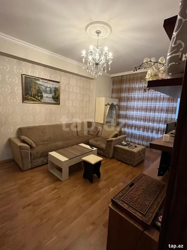 Kirayə verilir 2 otaqlı yeni tikili 70 m²