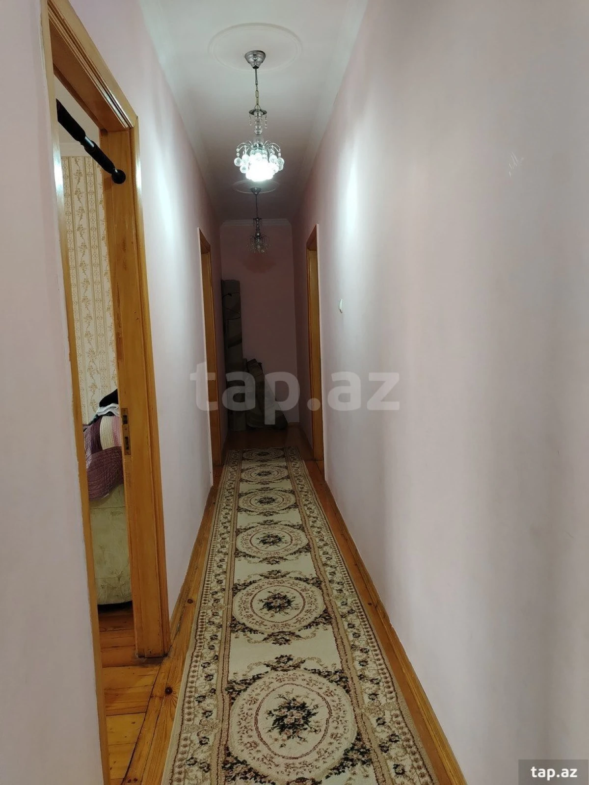 Satılır 5 otaqlı mənzil 110 m²