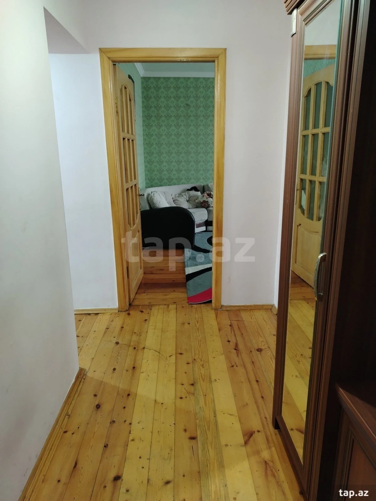 Satılır 5 otaqlı mənzil 110 m²