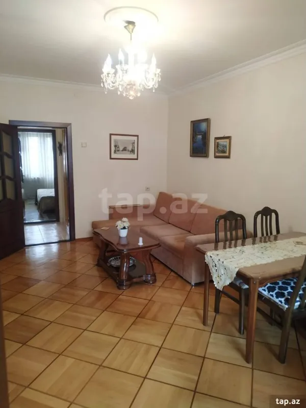 Kirayə verilir 2 otaqlı mənzil 60 m²