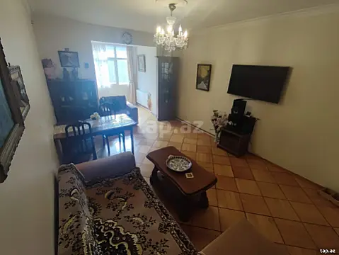 Kirayə verilir 2 otaqlı mənzil 60 m²