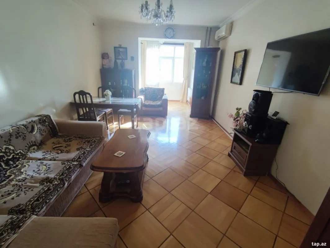 Kirayə verilir 2 otaqlı mənzil 60 m²