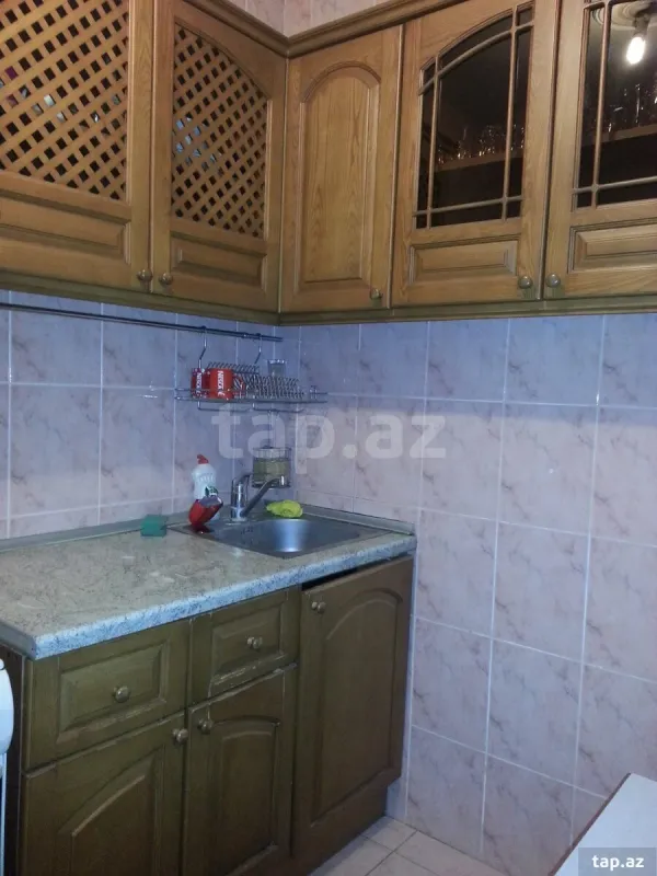Kirayə verilir 2 otaqlı mənzil 60 m²