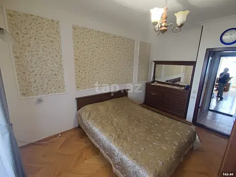Kirayə verilir 2 otaqlı mənzil 60 m²