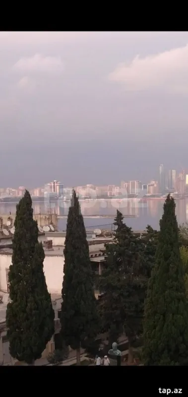 Kirayə verilir 2 otaqlı mənzil 60 m²