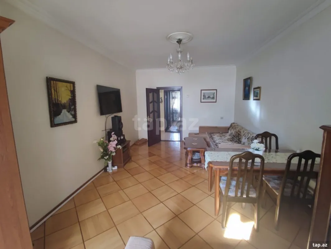 Kirayə verilir 2 otaqlı mənzil 60 m²