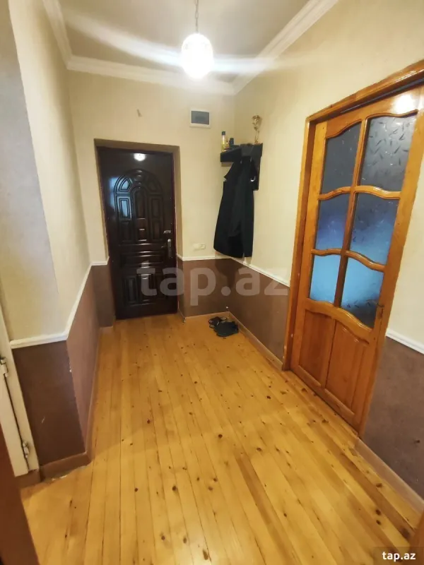 Satılır 3 otaqlı mənzil 70 m²
