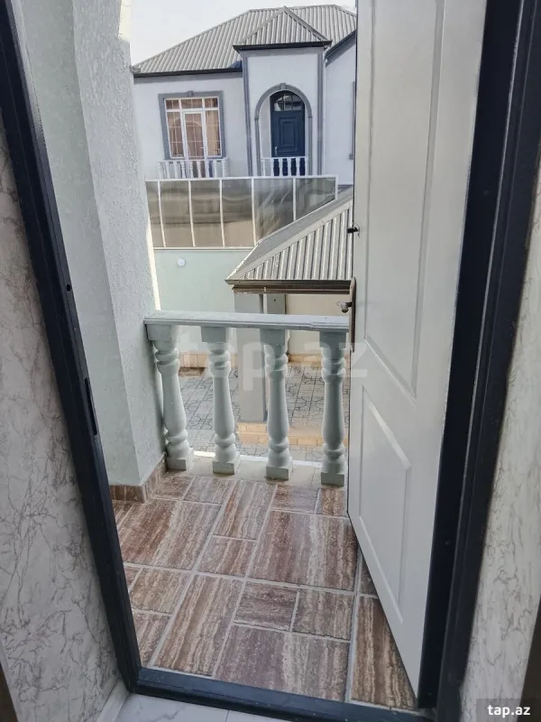 Satılır 5 otaqlı həyət evi 170 m²