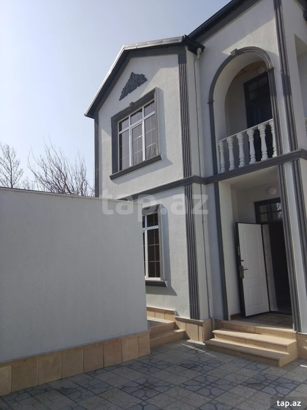 Satılır 5 otaqlı həyət evi 170 m²