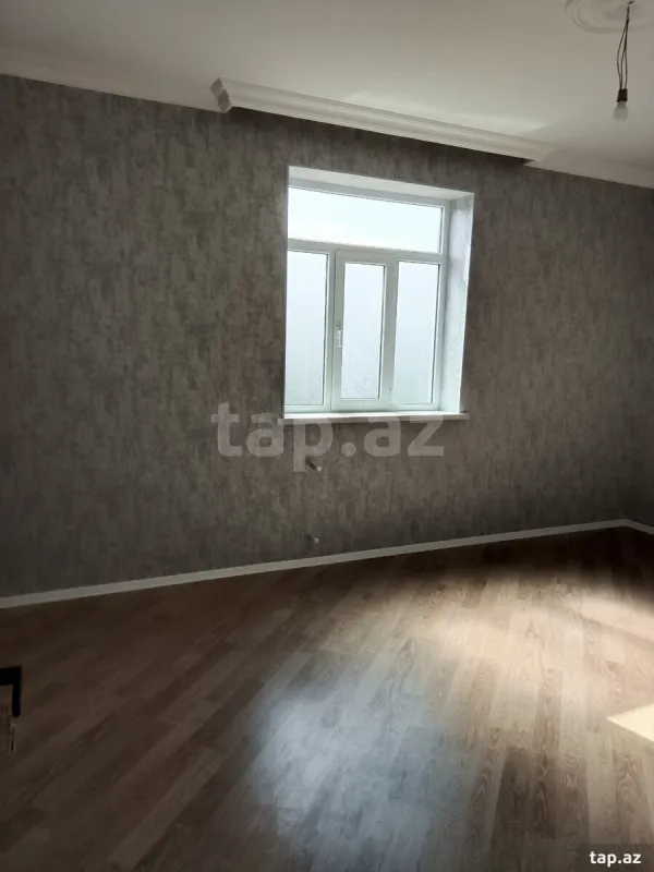 Satılır 5 otaqlı həyət evi 170 m²