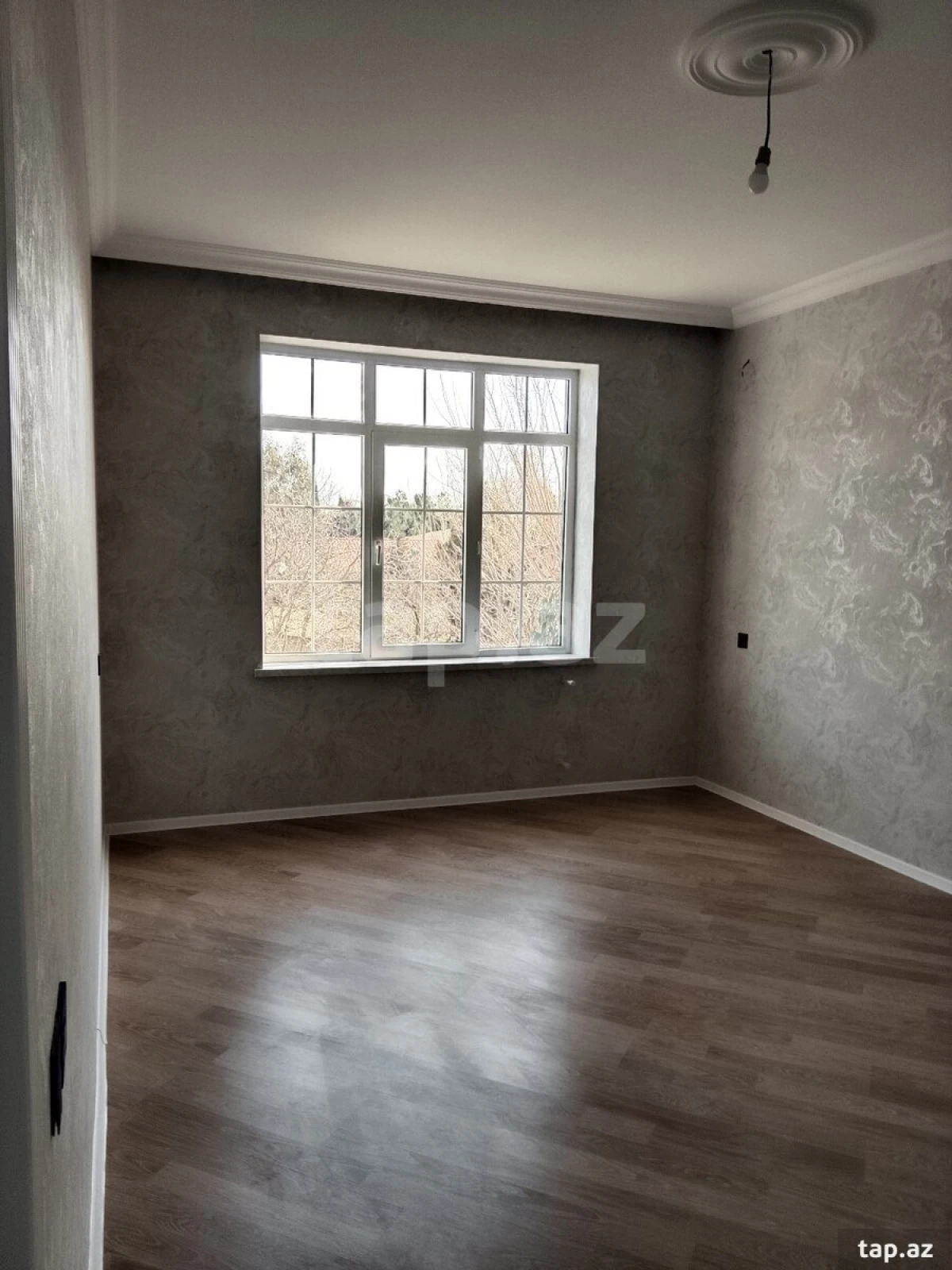Satılır 5 otaqlı həyət evi 170 m²