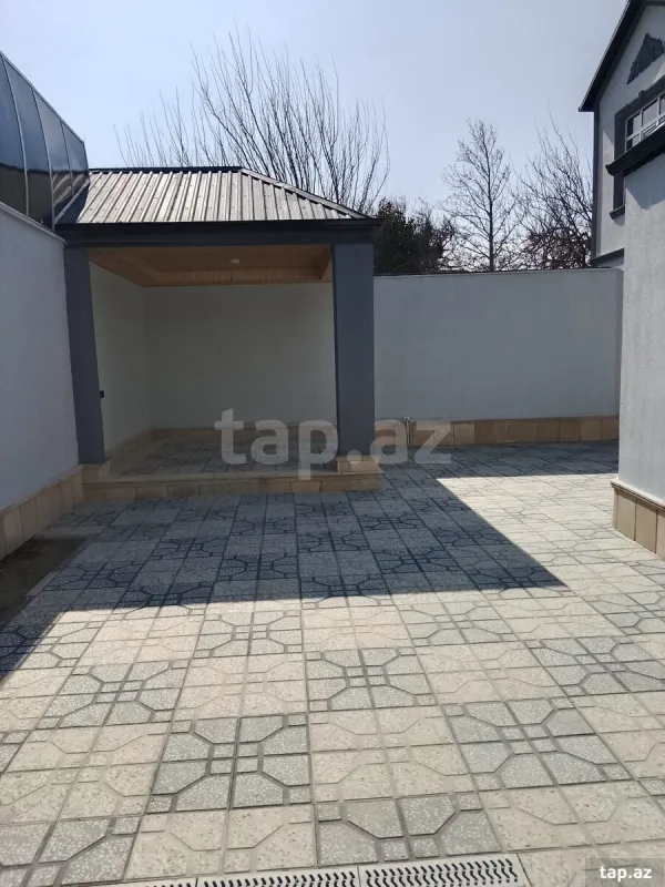 Satılır 5 otaqlı həyət evi 170 m²