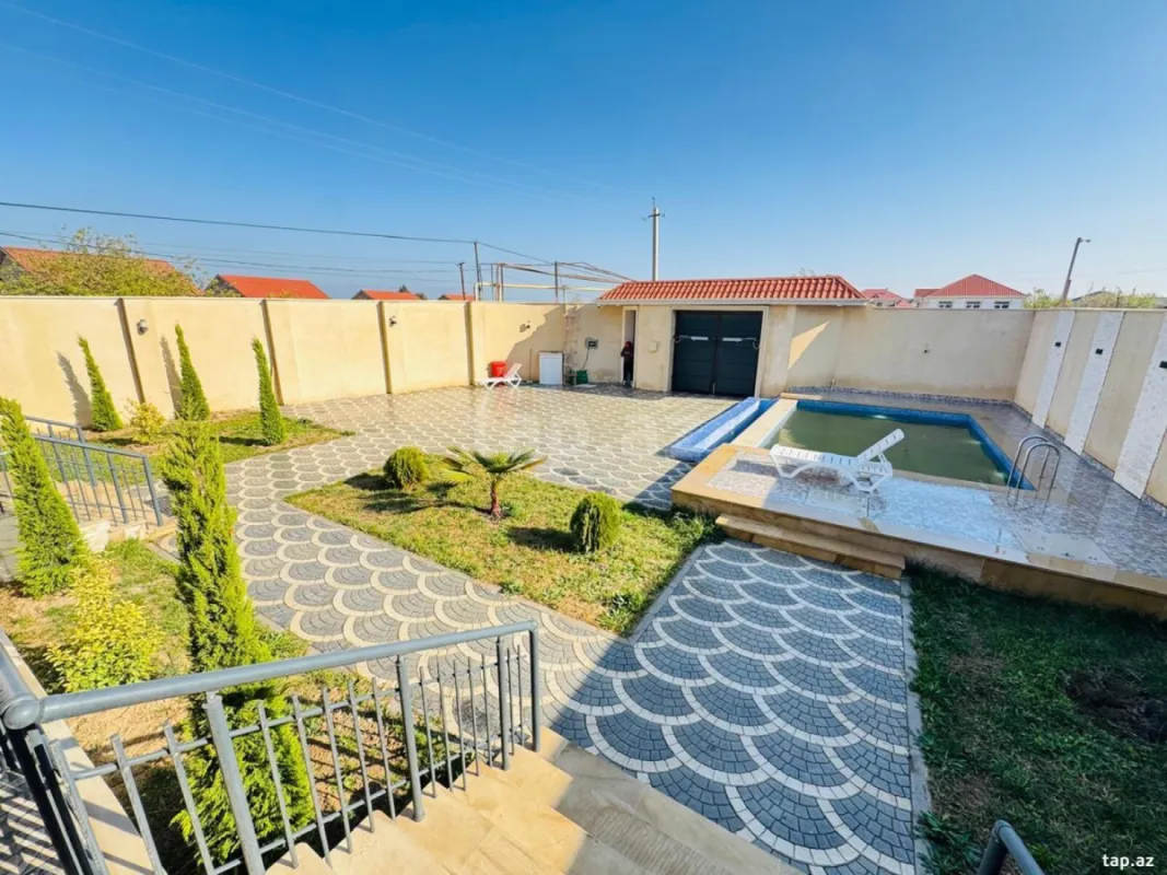Satılır 6 otaqlı həyət evi 280 m²