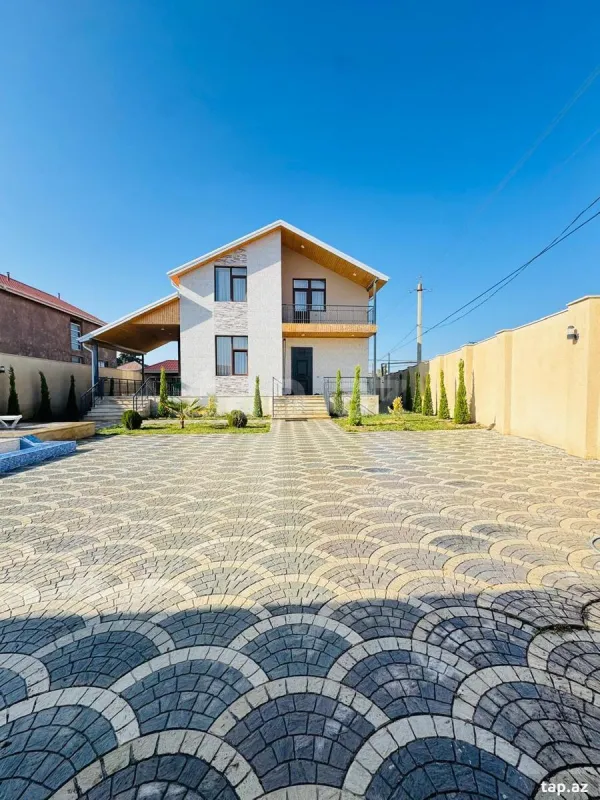 Satılır 6 otaqlı həyət evi 280 m²