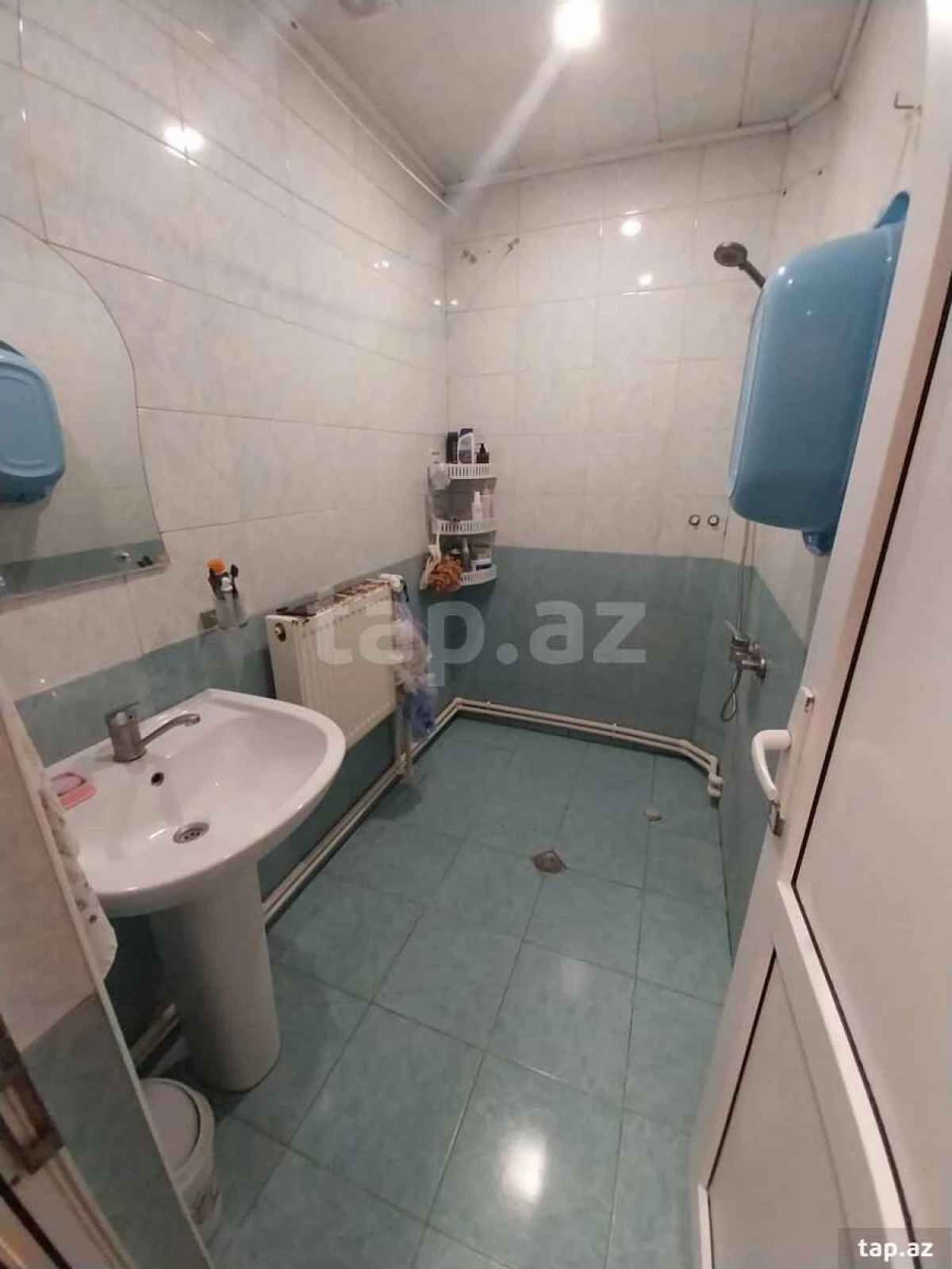 Satılır 3 otaqlı yeni tikili 65 m²