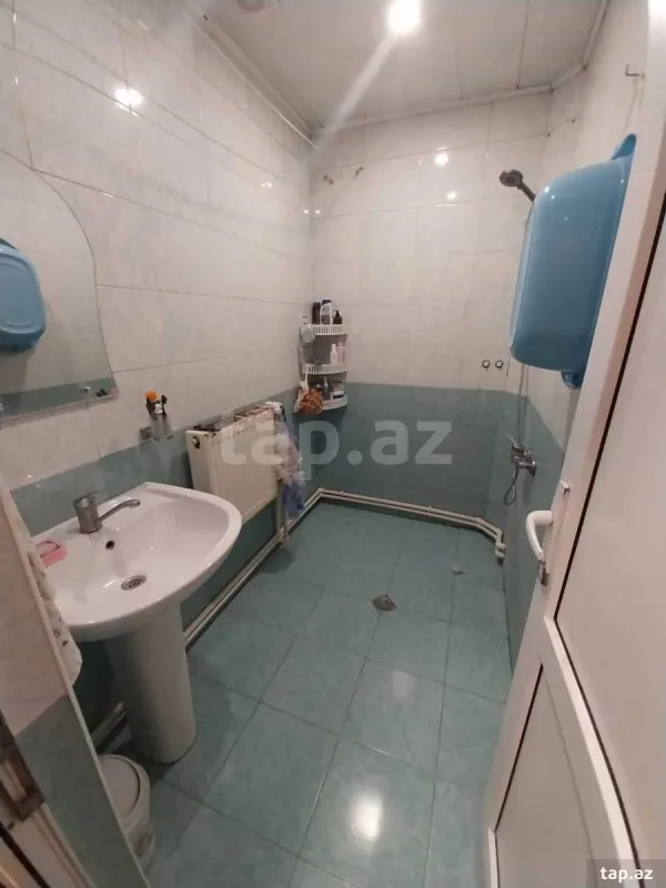 Satılır 3 otaqlı yeni tikili 65 m²