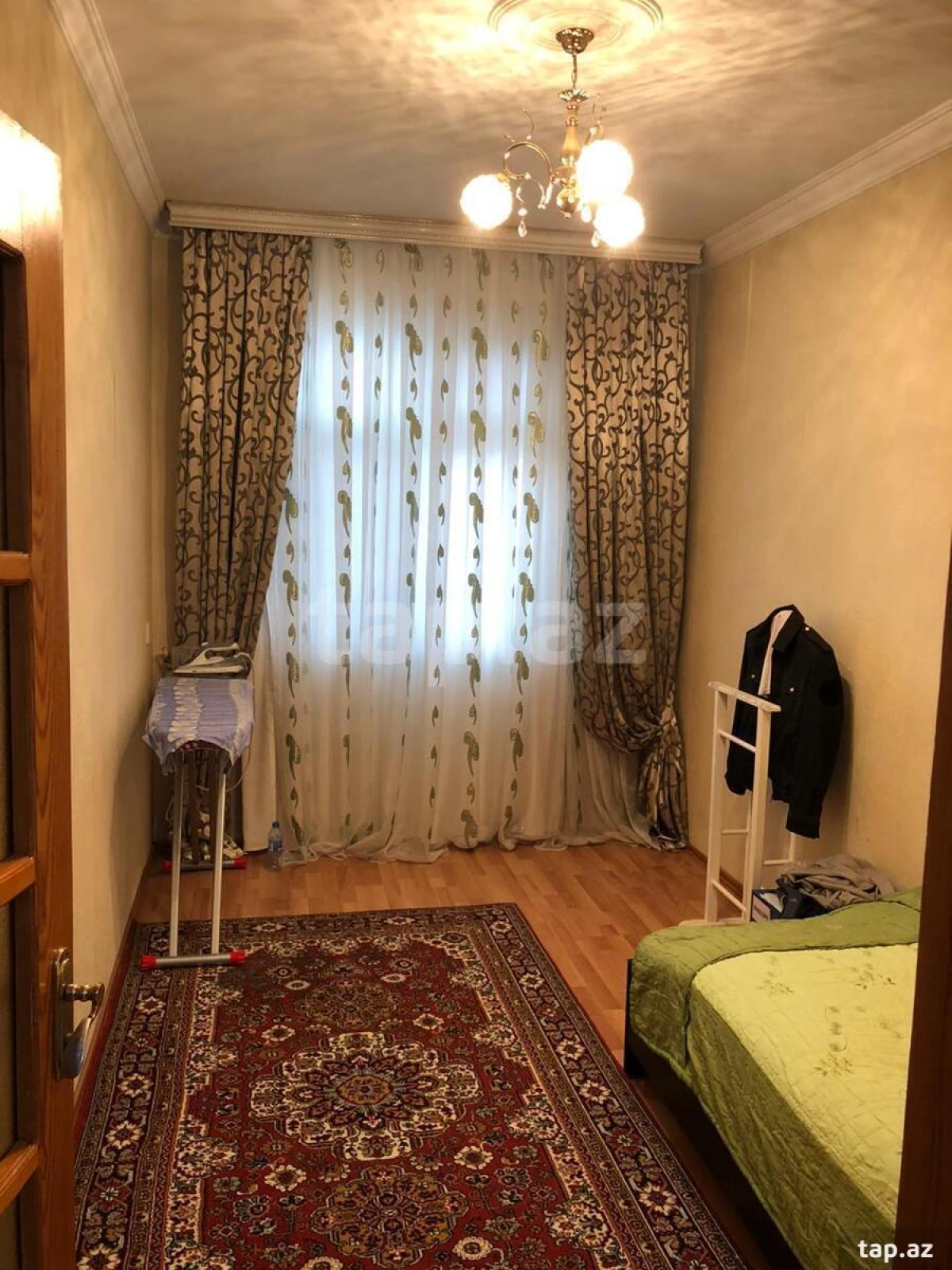 Satılır 4 otaqlı mənzil 60 m²