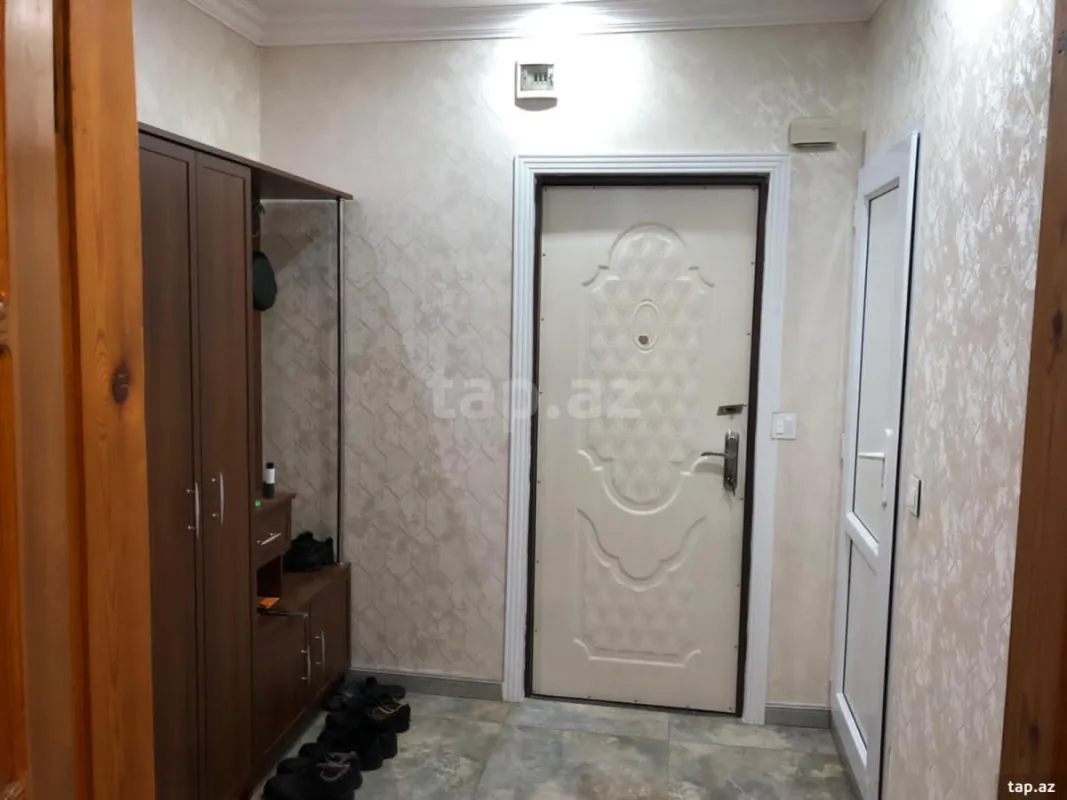 Satılır 4 otaqlı mənzil 60 m²