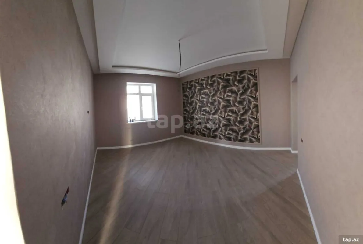 Satılır 5 otaqlı həyət evi 200 m²