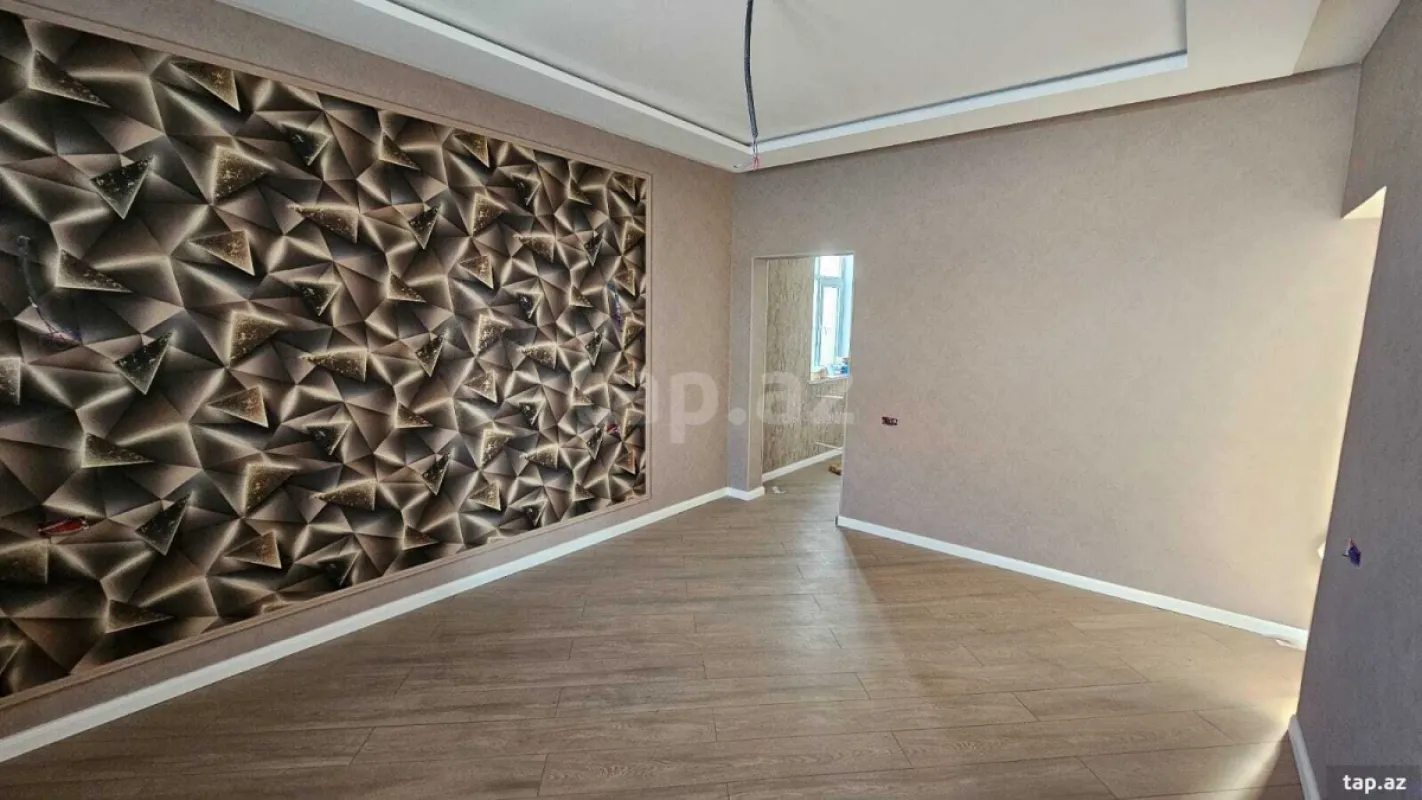 Satılır 5 otaqlı həyət evi 200 m²