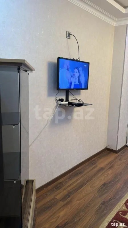 Kirayə verilir 3 otaqlı mənzil 100 m²