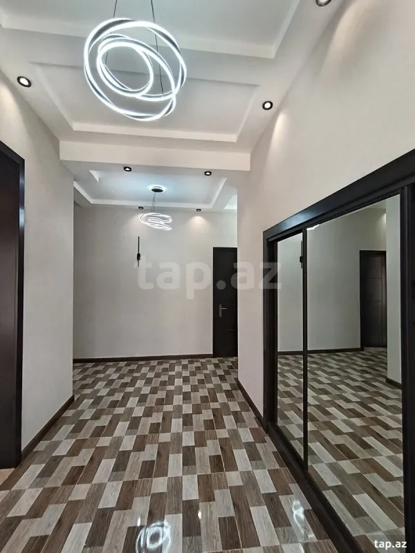 Satılır 4 otaqlı həyət evi 150 m²