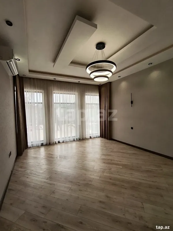 Satılır 4 otaqlı həyət evi 150 m²