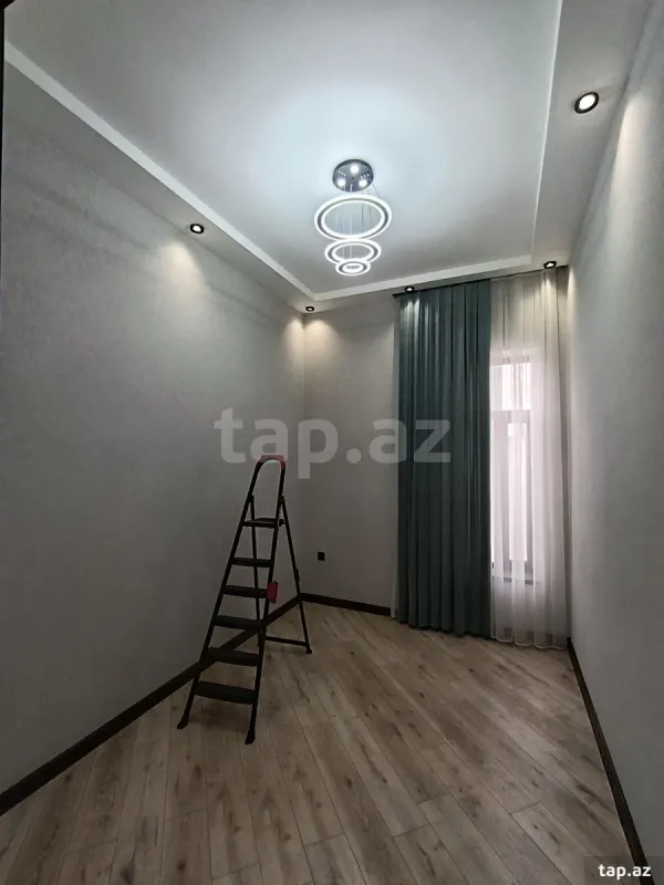 Satılır 4 otaqlı həyət evi 150 m²