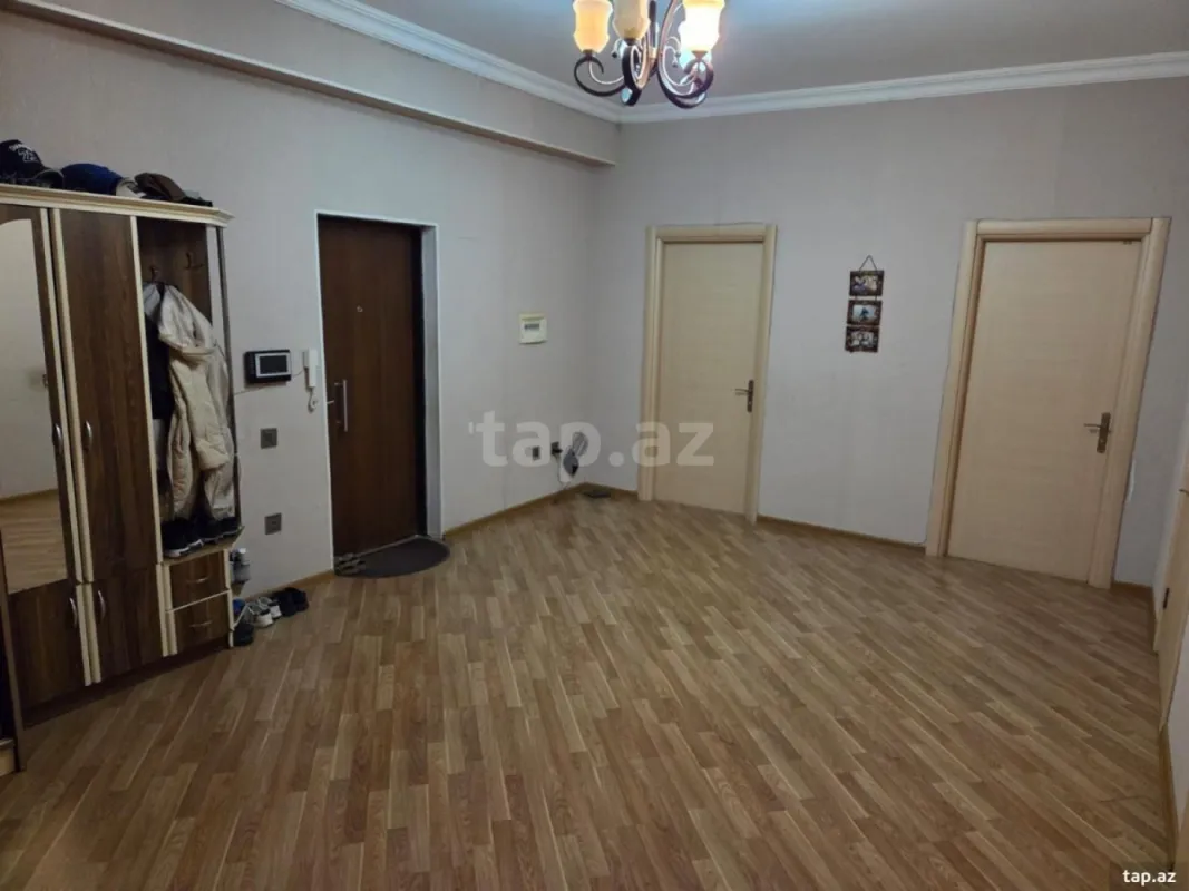 Satılır 3 otaqlı yeni tikili 133 m²