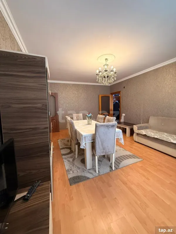 Satılır 4 otaqlı mənzil 104 m²