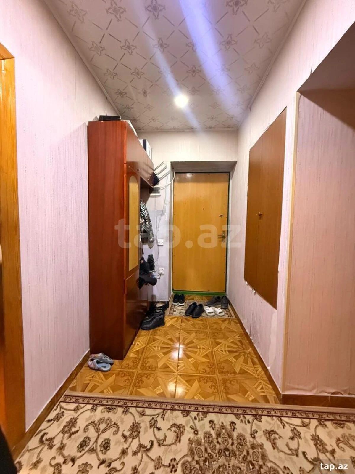 Satılır 4 otaqlı mənzil 104 m²