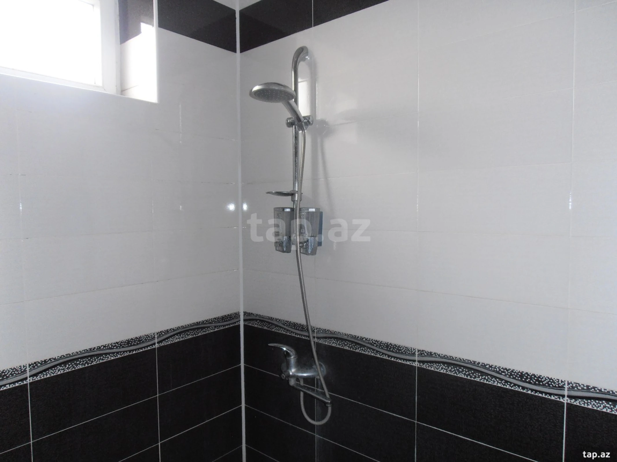 Kirayə verilir 4 otaqlı həyət evi 121 m²