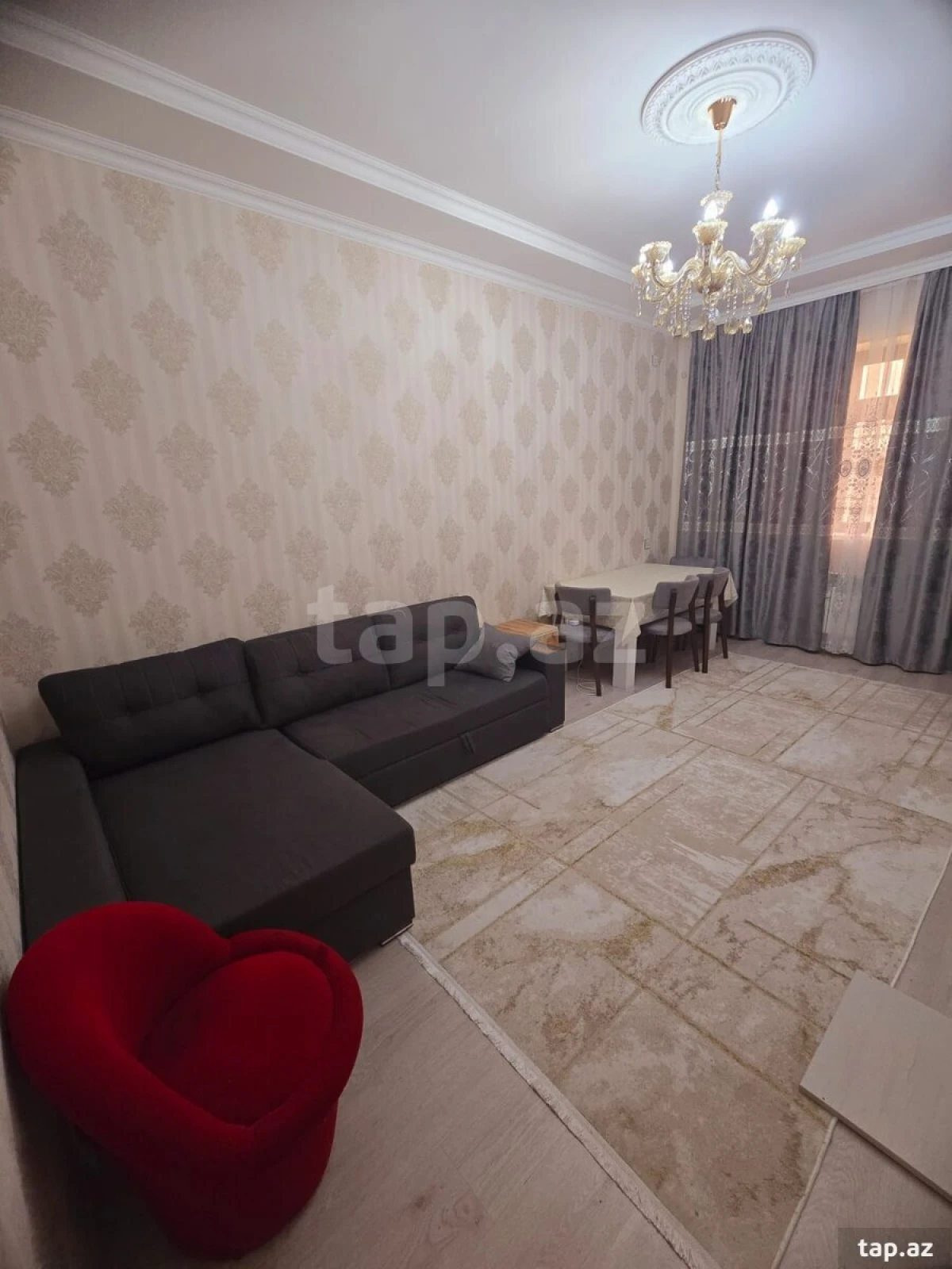 Satılır 4 otaqlı həyət evi 220 m²