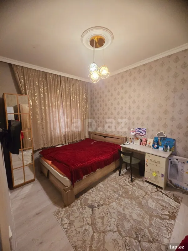 Satılır 4 otaqlı həyət evi 220 m²
