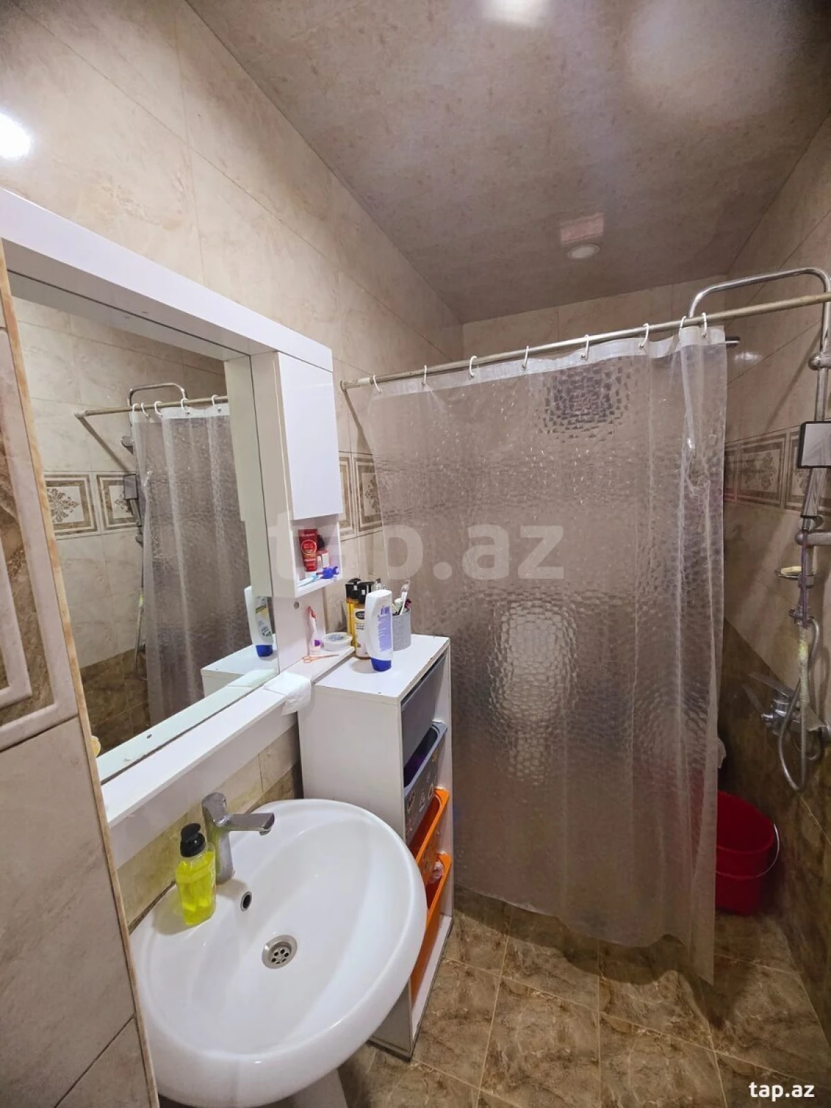 Satılır 4 otaqlı həyət evi 220 m²