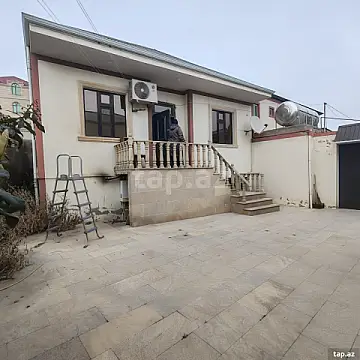 Satılır 4 otaqlı həyət evi 220 m²