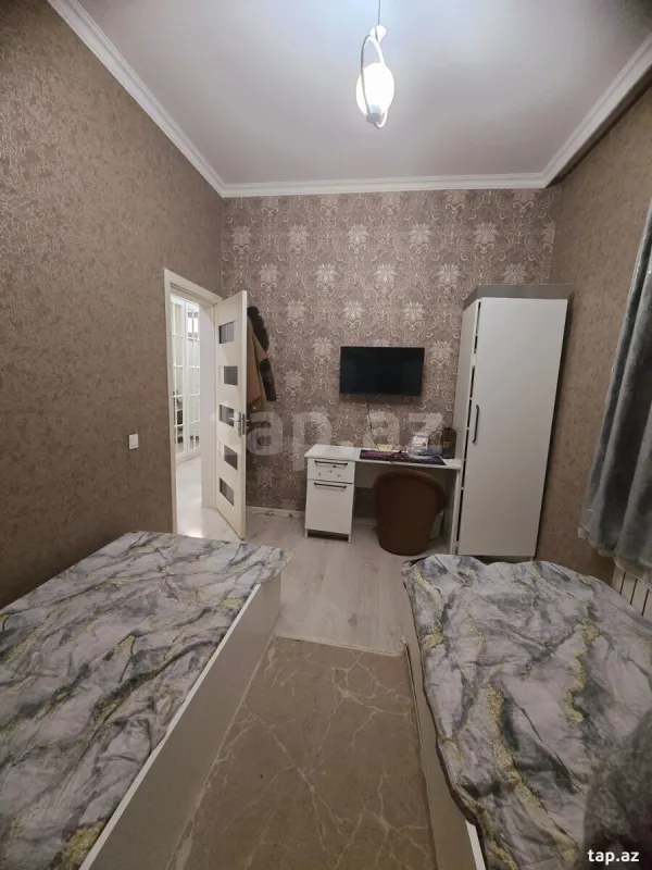 Satılır 4 otaqlı həyət evi 220 m²