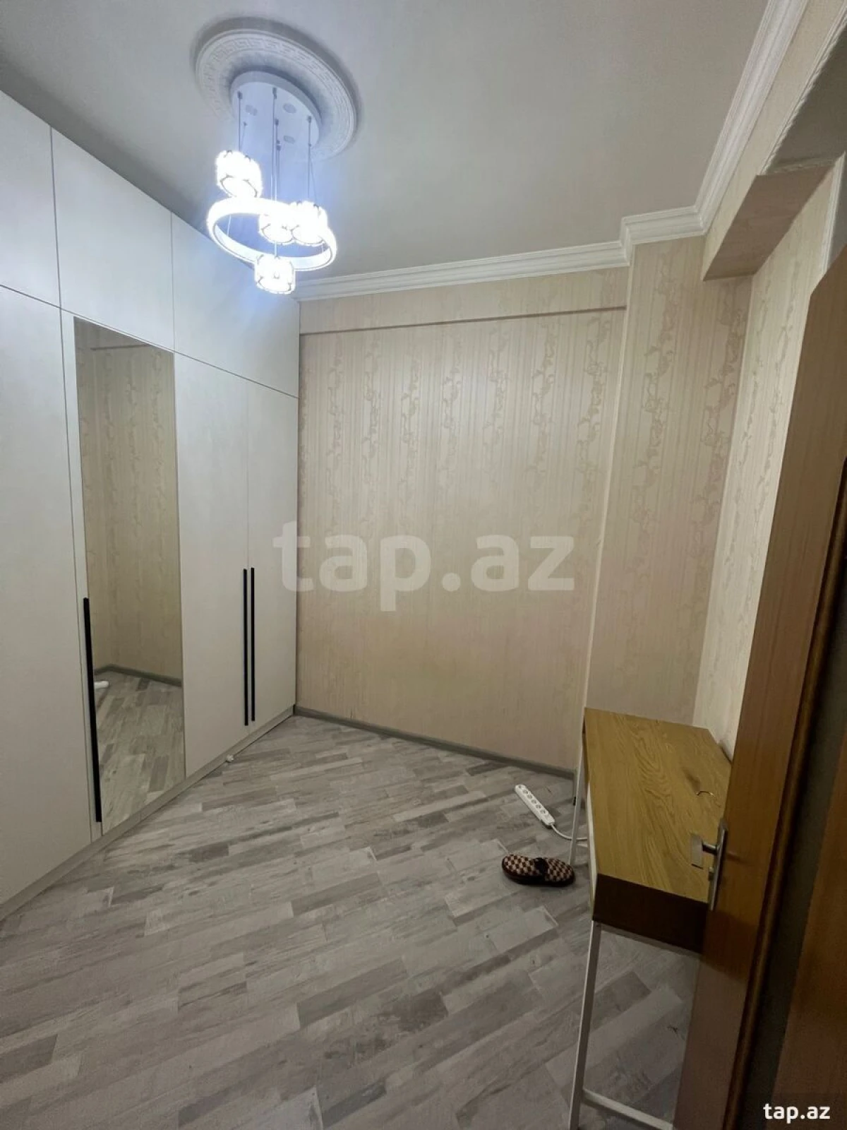 Kirayə verilir 3 otaqlı yeni tikili 60 m²