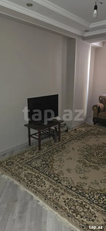 Kirayə verilir 2 otaqlı yeni tikili 55 m²