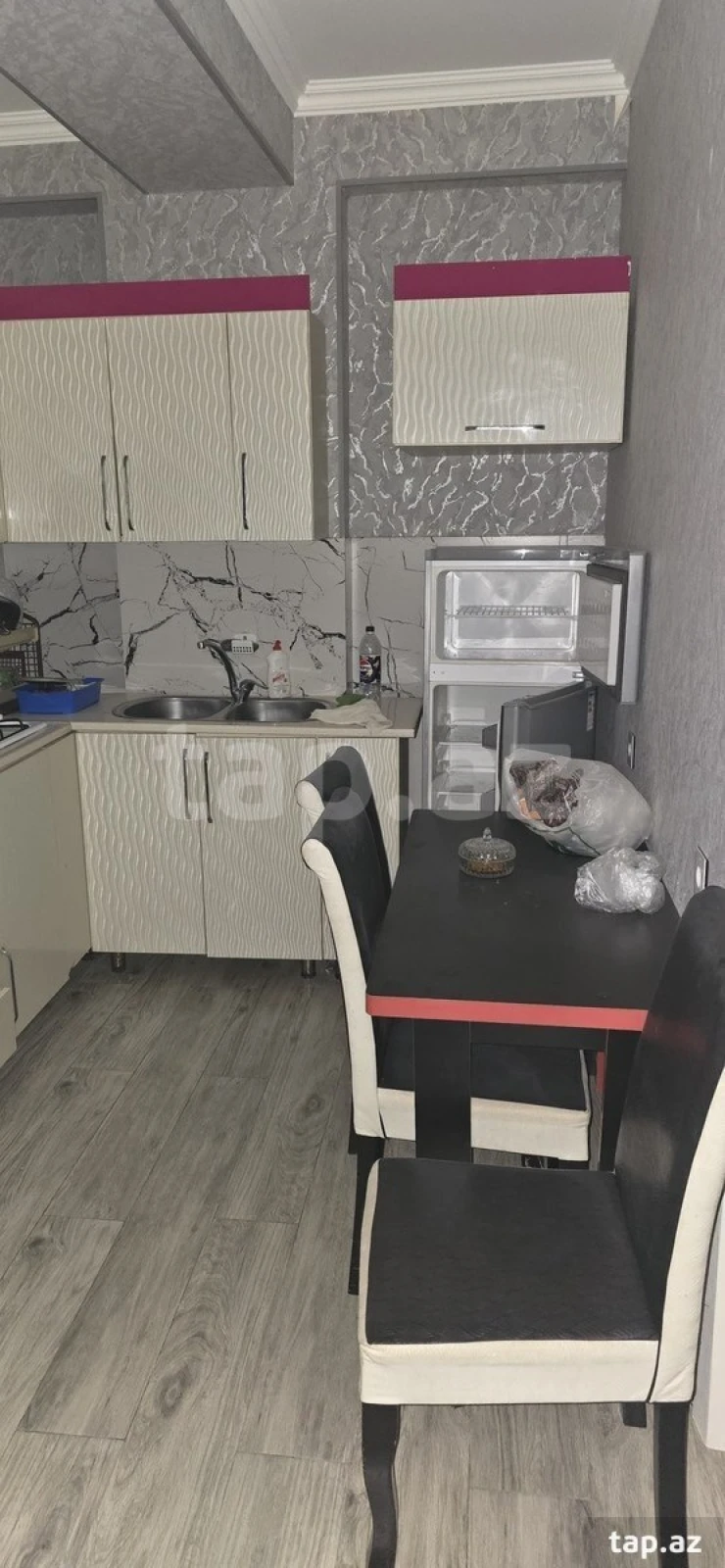 Kirayə verilir 2 otaqlı yeni tikili 55 m²