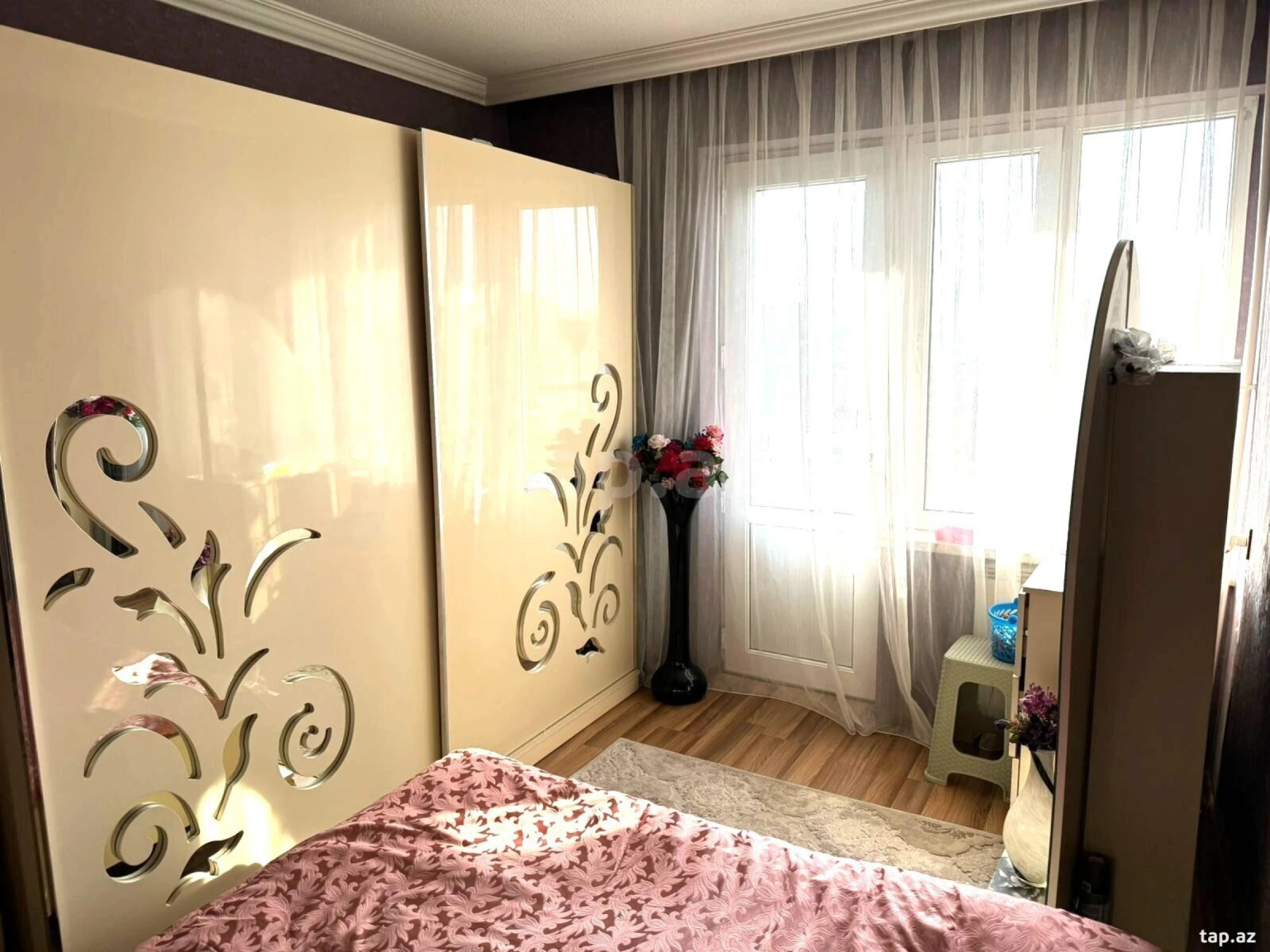 Kirayə verilir 2 otaqlı mənzil 60 m²