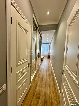 Kirayə verilir 3 otaqlı yeni tikili 130 m²