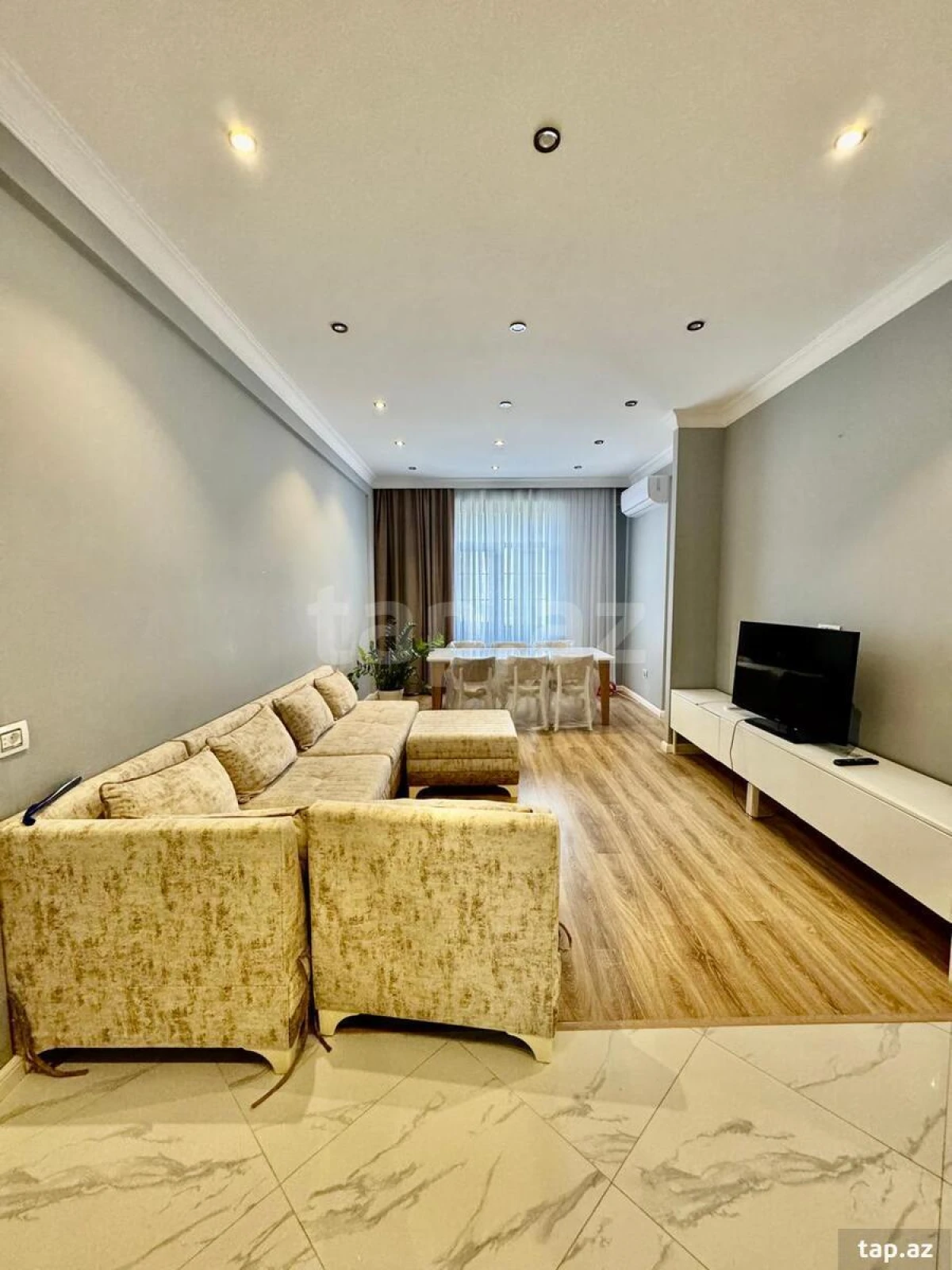 Kirayə verilir 3 otaqlı yeni tikili 130 m²